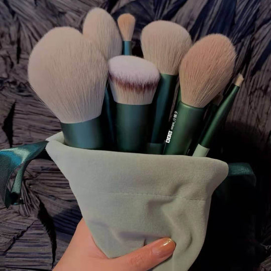 13-Piece Cosmetic Brush Set For Women  Professional Makeup Brush Kit